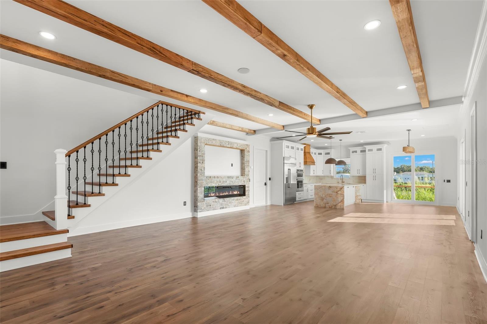 EDGE WATER RESERVE - Residential