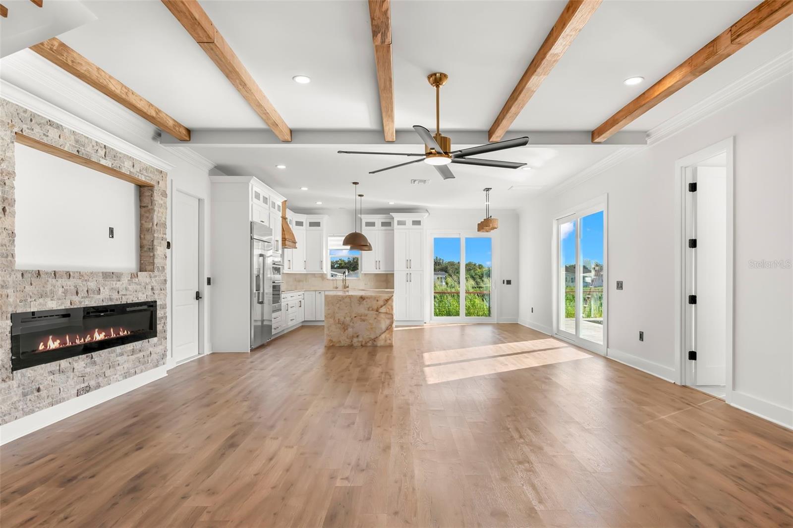 EDGE WATER RESERVE - Residential