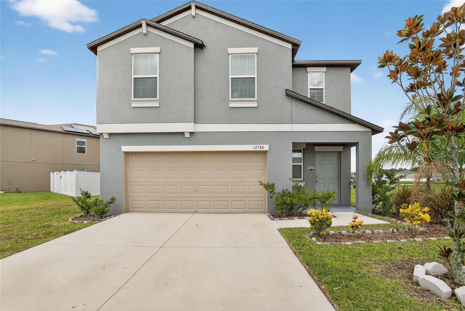 Step into the perfect blend of comfort, style, and convenience with this beautifully maintained 4-bedroom, 2.5-bathroom home, built in 2022, and nestled in the highly sought-after Triple Creek community of Riverview, FL.
This home features a spacious open-concept floor plan designed for both everyday living and effortless entertaining. The light-filled living area highlights modern finishes, creating a warm and inviting atmosphere.
The private owner’s suite offers a true retreat with an en-suite bathroom and an expansive walk-in closet, perfect for unwinding at the end of the day. Upstairs, a versatile loft awaits—ideal as a media room, home office, or playroom—alongside a conveniently located laundry room.
Residents enjoy resort-style amenities, including two sparkling pools, a splash pad, playgrounds, two fitness centers, scenic walking trails, two clubhouses, basketball and tennis courts.
And there’s more to come—brand-new amenities are under construction featuring a pool, dog park, pickleball courts, and volleyball courts!
Prime Location! Conveniently located near top-rated schools, shopping, dining, and major highways, with easy access to downtown Tampa.