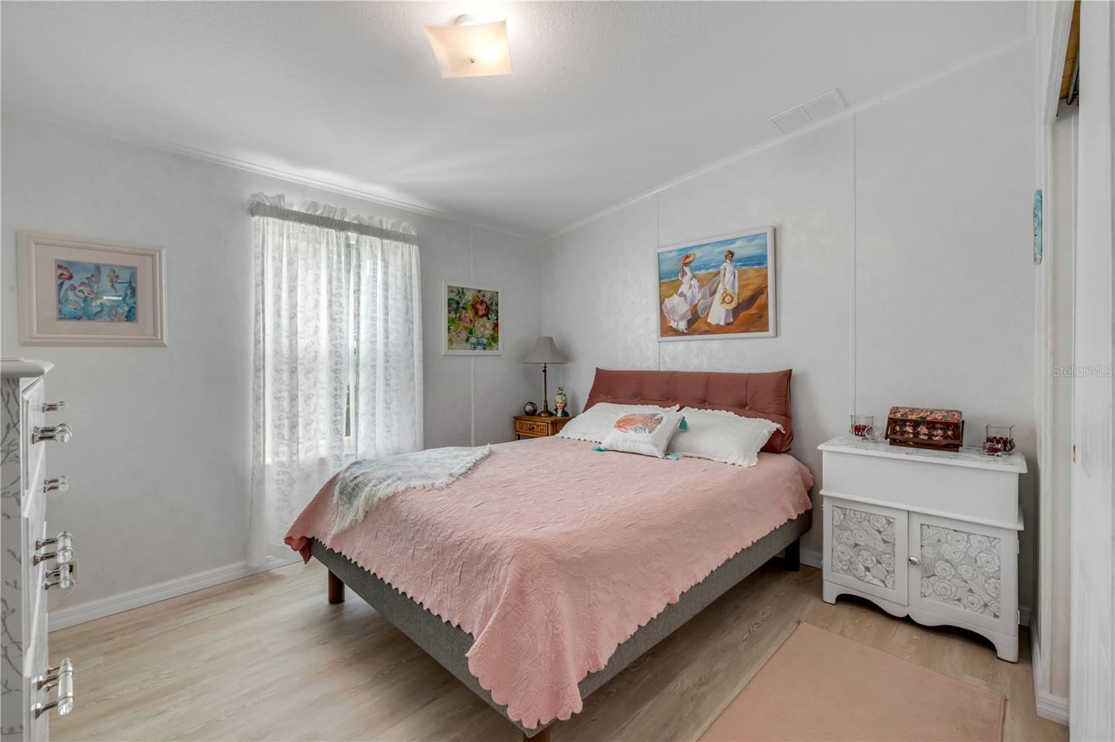 GOLDEN BAY COLONY PH 01 - Residential