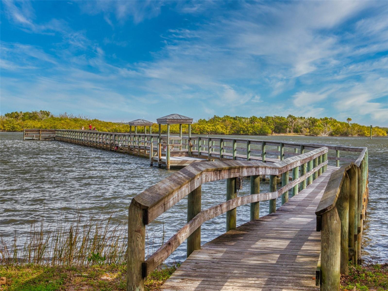 GOLDEN BAY COLONY PH 01 - Residential