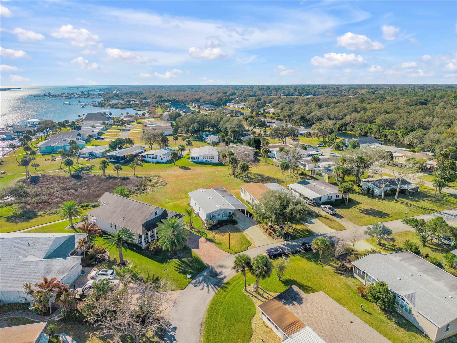 GOLDEN BAY COLONY PH 01 - Residential