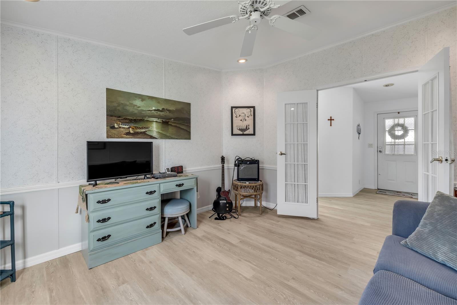 GOLDEN BAY COLONY PH 01 - Residential