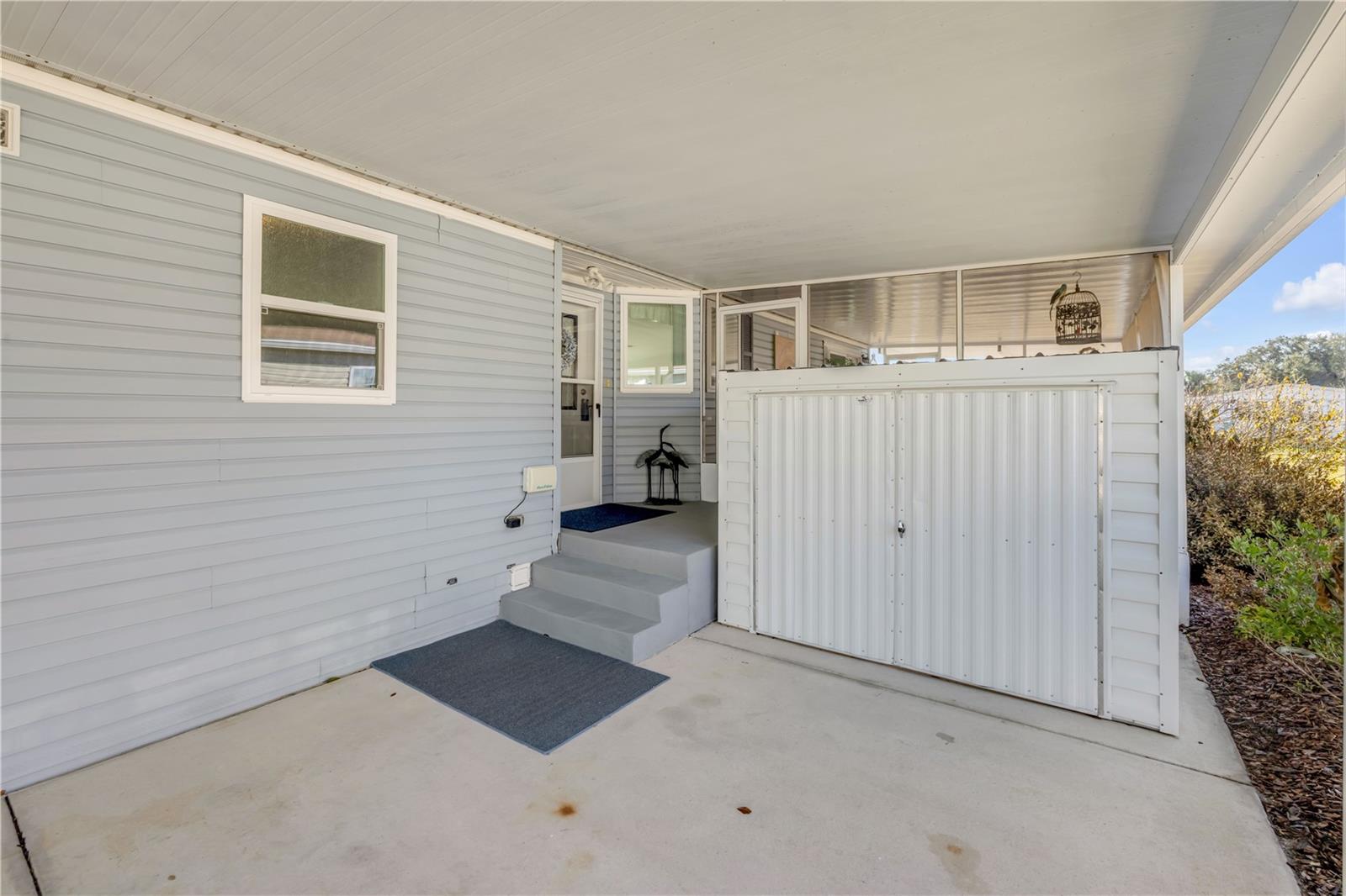 GOLDEN BAY COLONY PH 01 - Residential