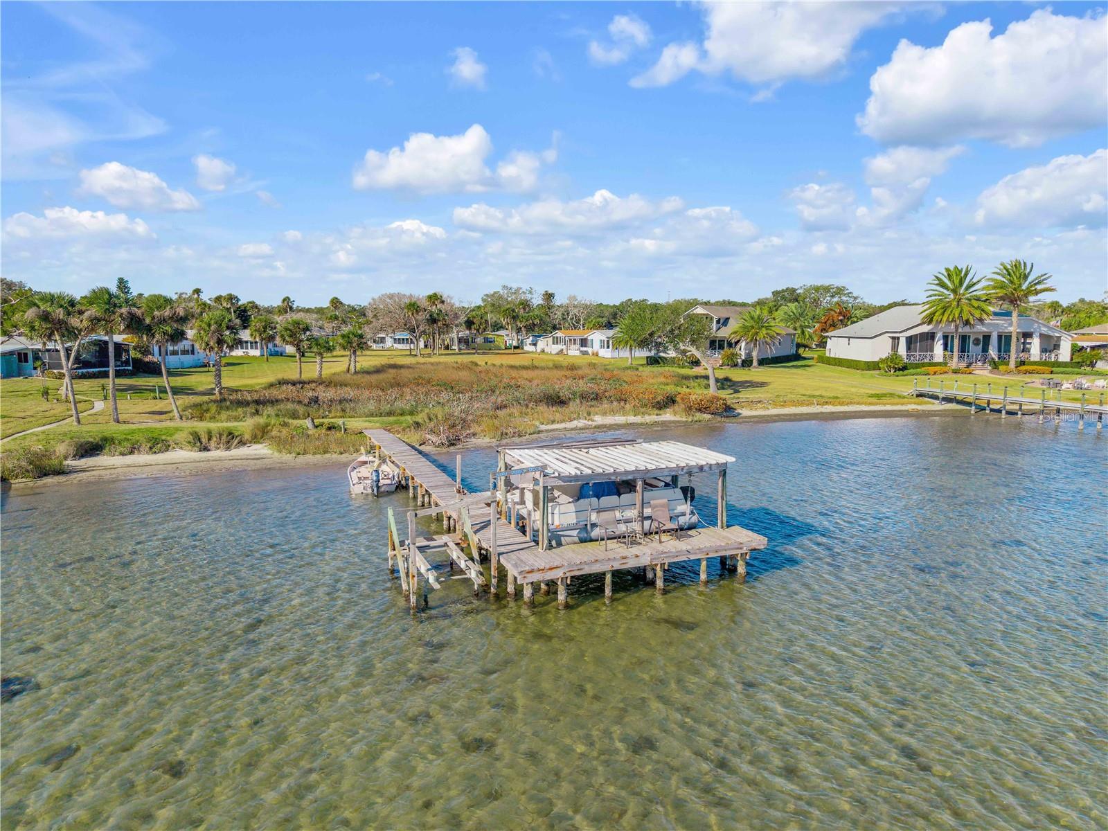 GOLDEN BAY COLONY PH 01 - Residential