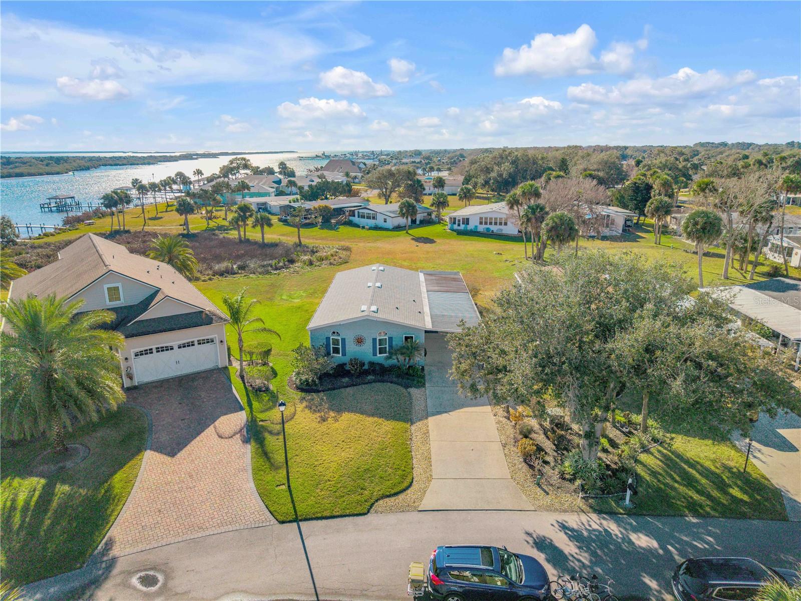 GOLDEN BAY COLONY PH 01 - Residential