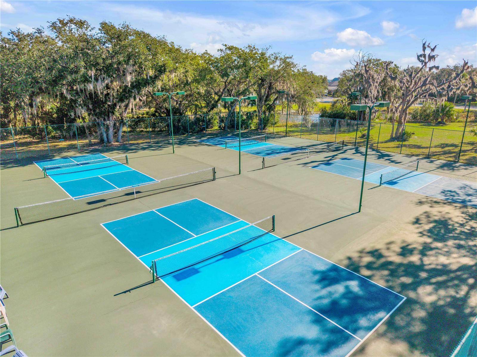 GOLDEN BAY COLONY PH 01 - Residential