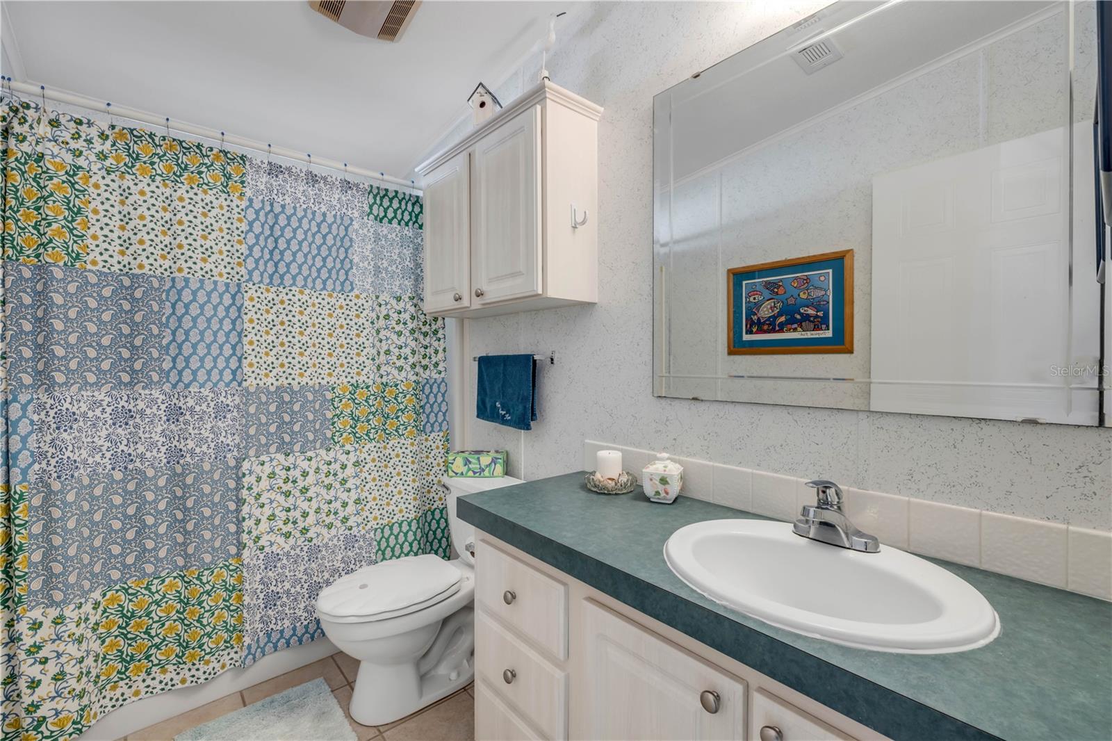 GOLDEN BAY COLONY PH 01 - Residential