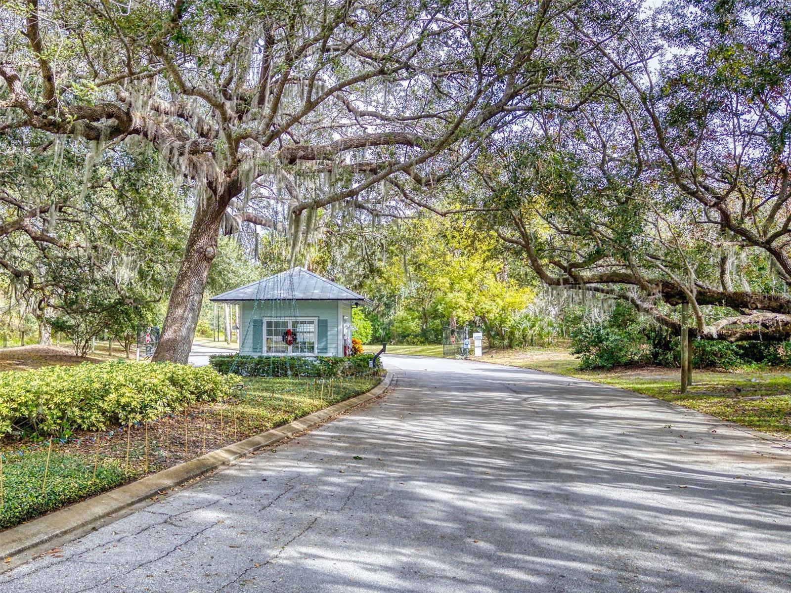 GOLDEN BAY COLONY PH 01 - Residential