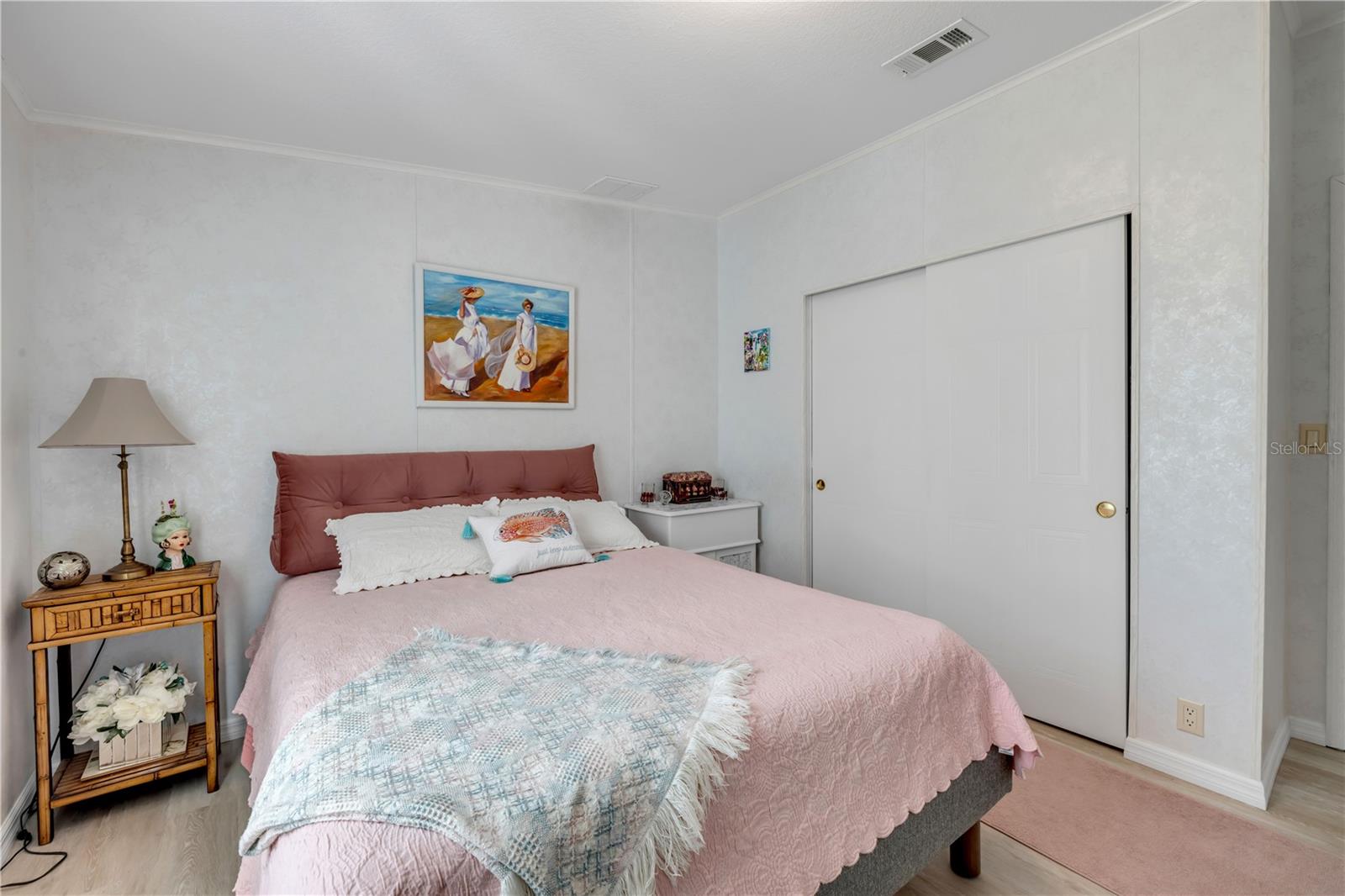 GOLDEN BAY COLONY PH 01 - Residential