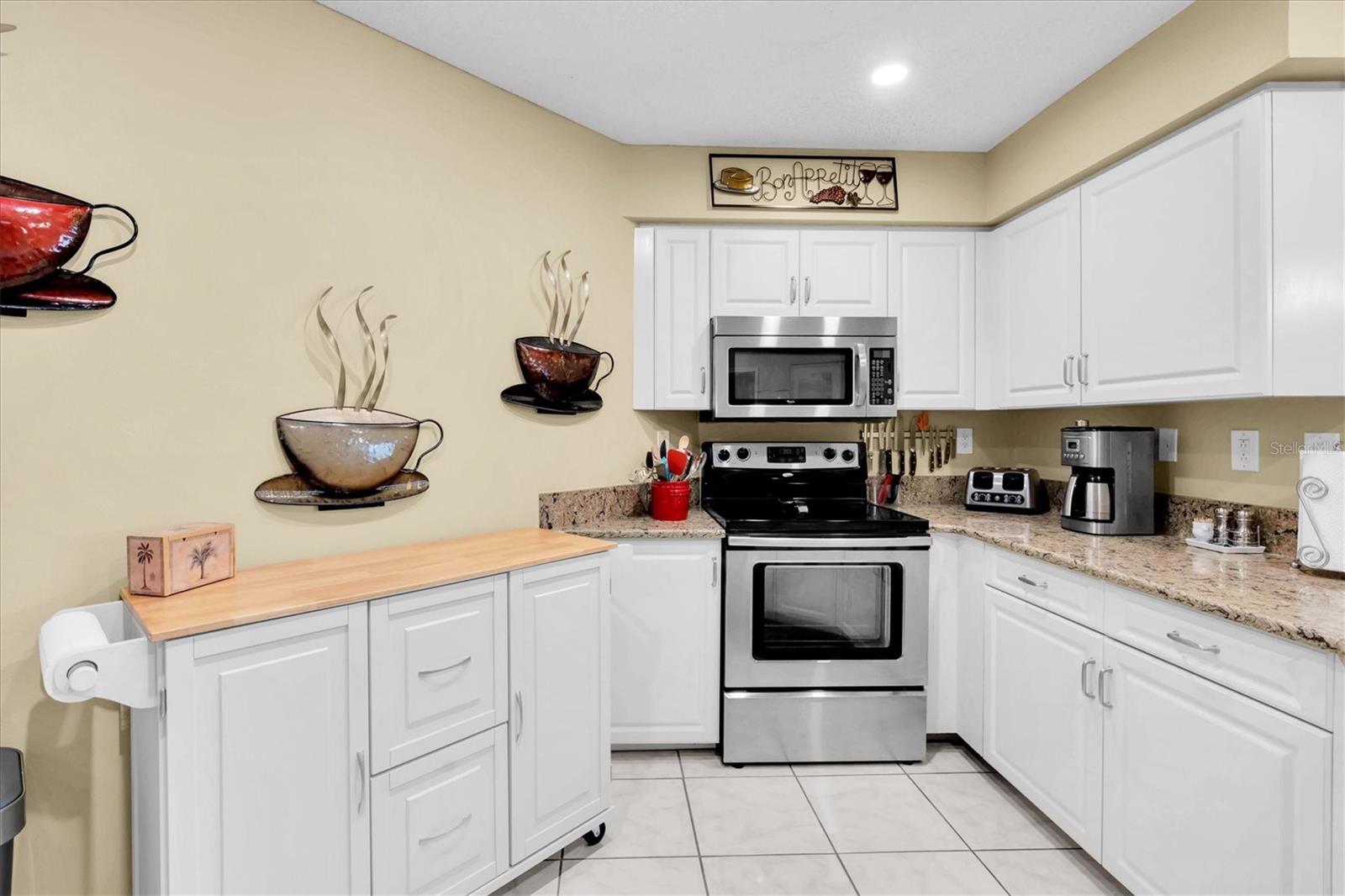 VISTA VERDE - Residential