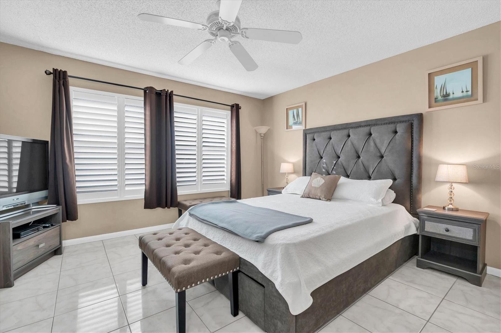 VISTA VERDE - Residential