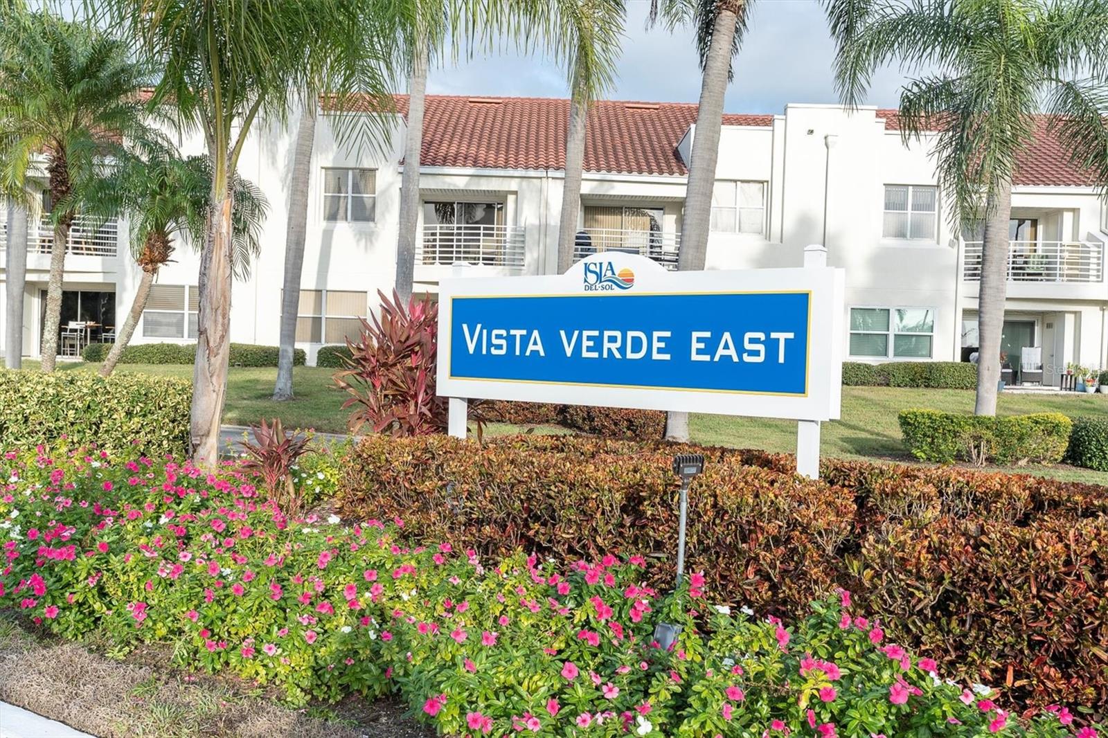 VISTA VERDE - Residential