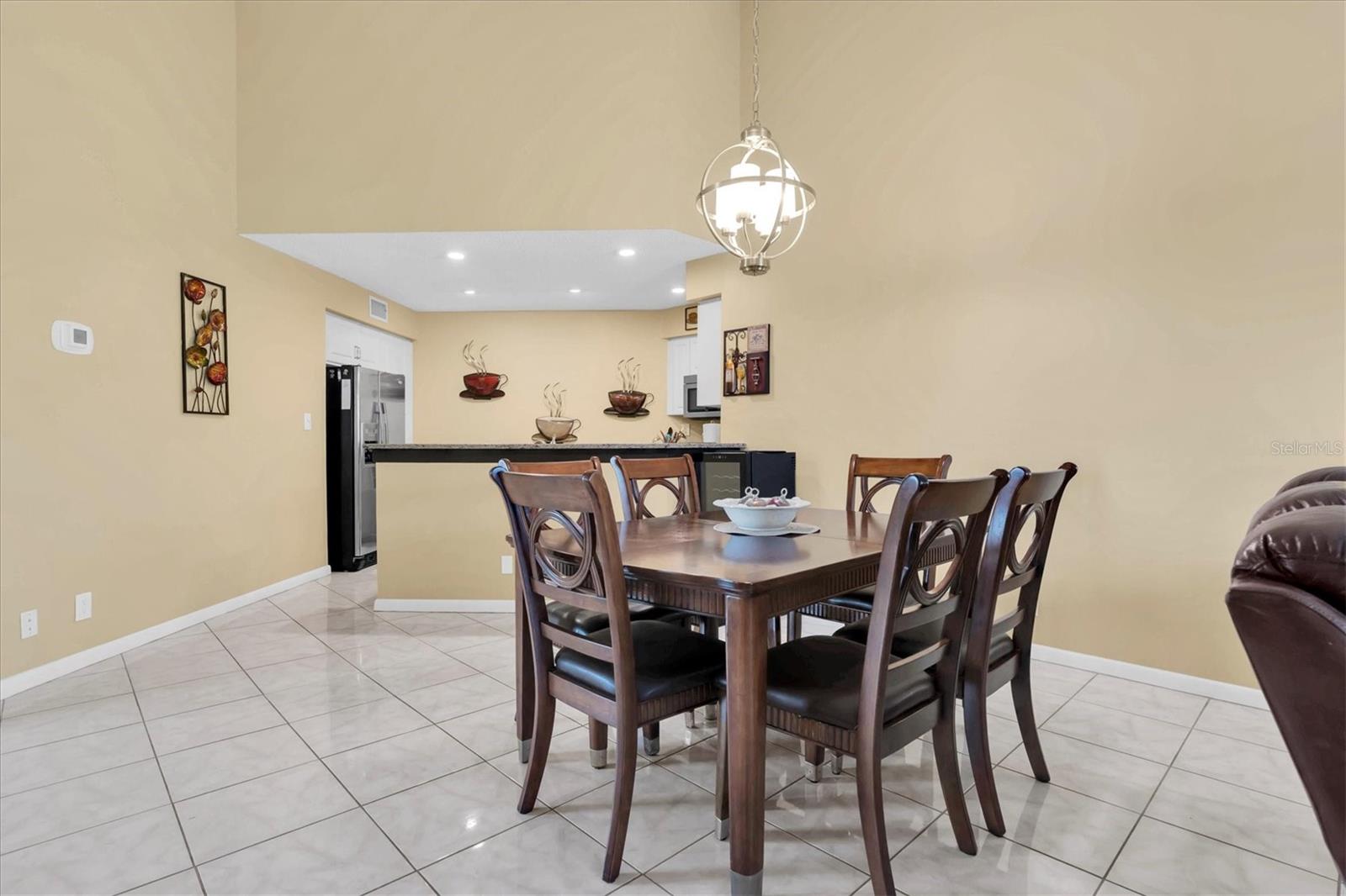 VISTA VERDE - Residential