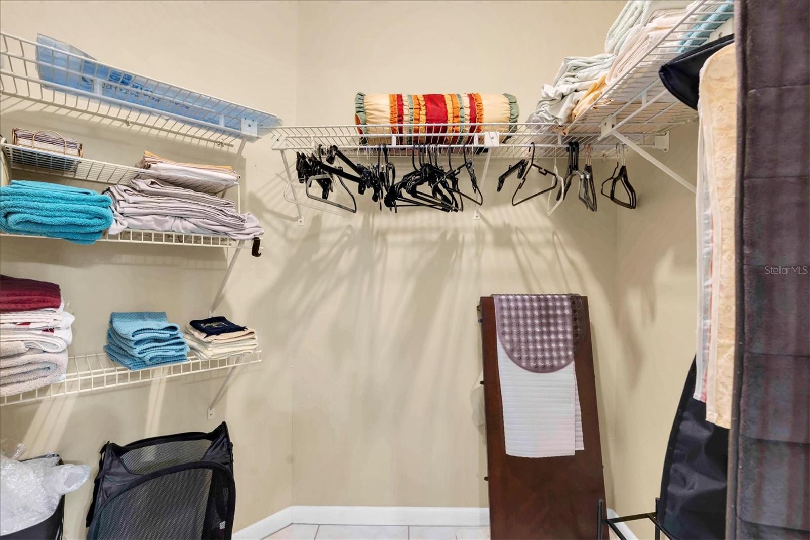 VISTA VERDE - Residential