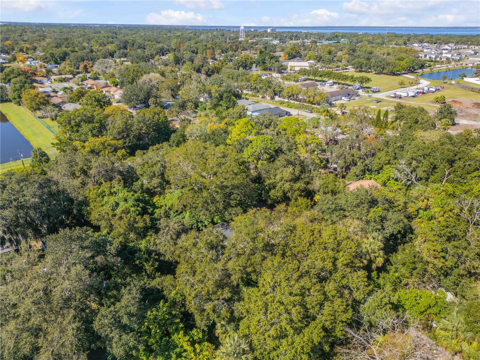 ROSELAND PARK - Residential