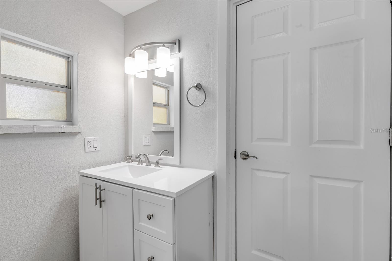 ROSELAND PARK - Residential