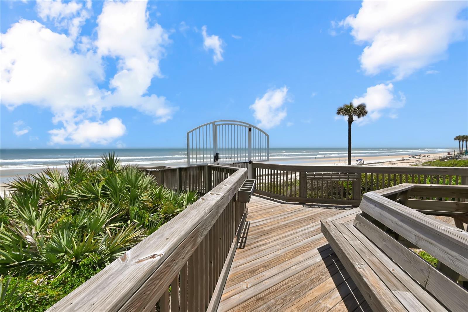 SEASCAPE TOWERS CONDO PH 01 - Residential
