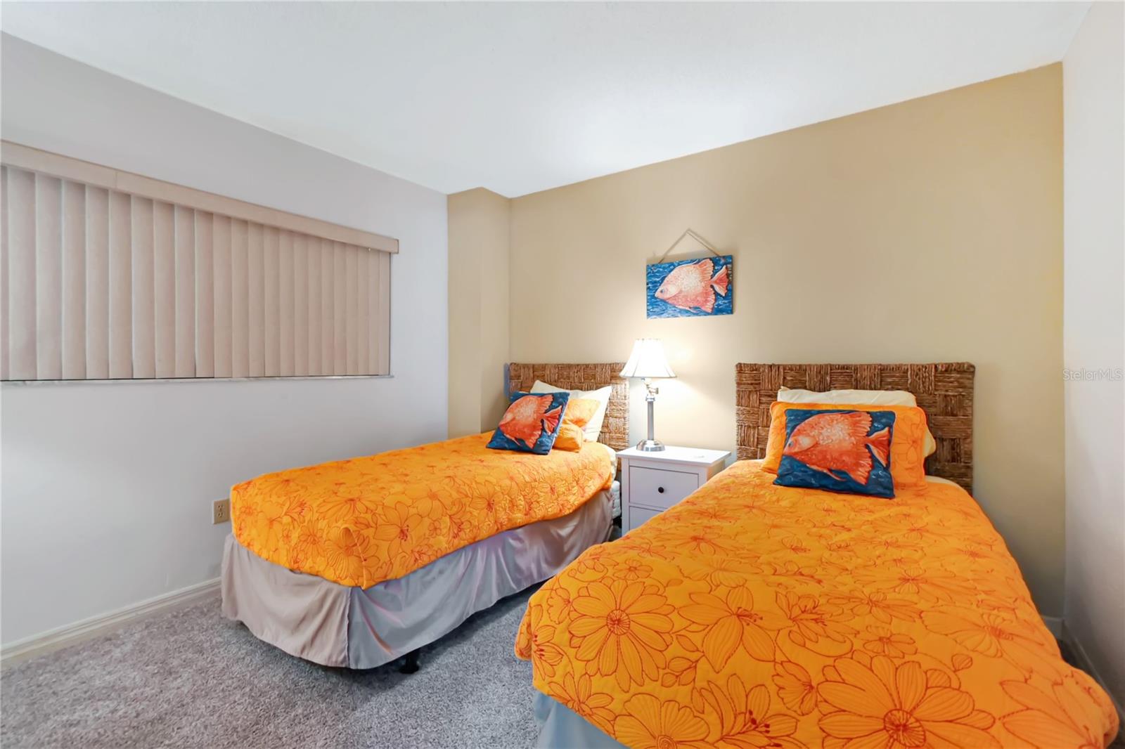 SEASCAPE TOWERS CONDO PH 01 - Residential