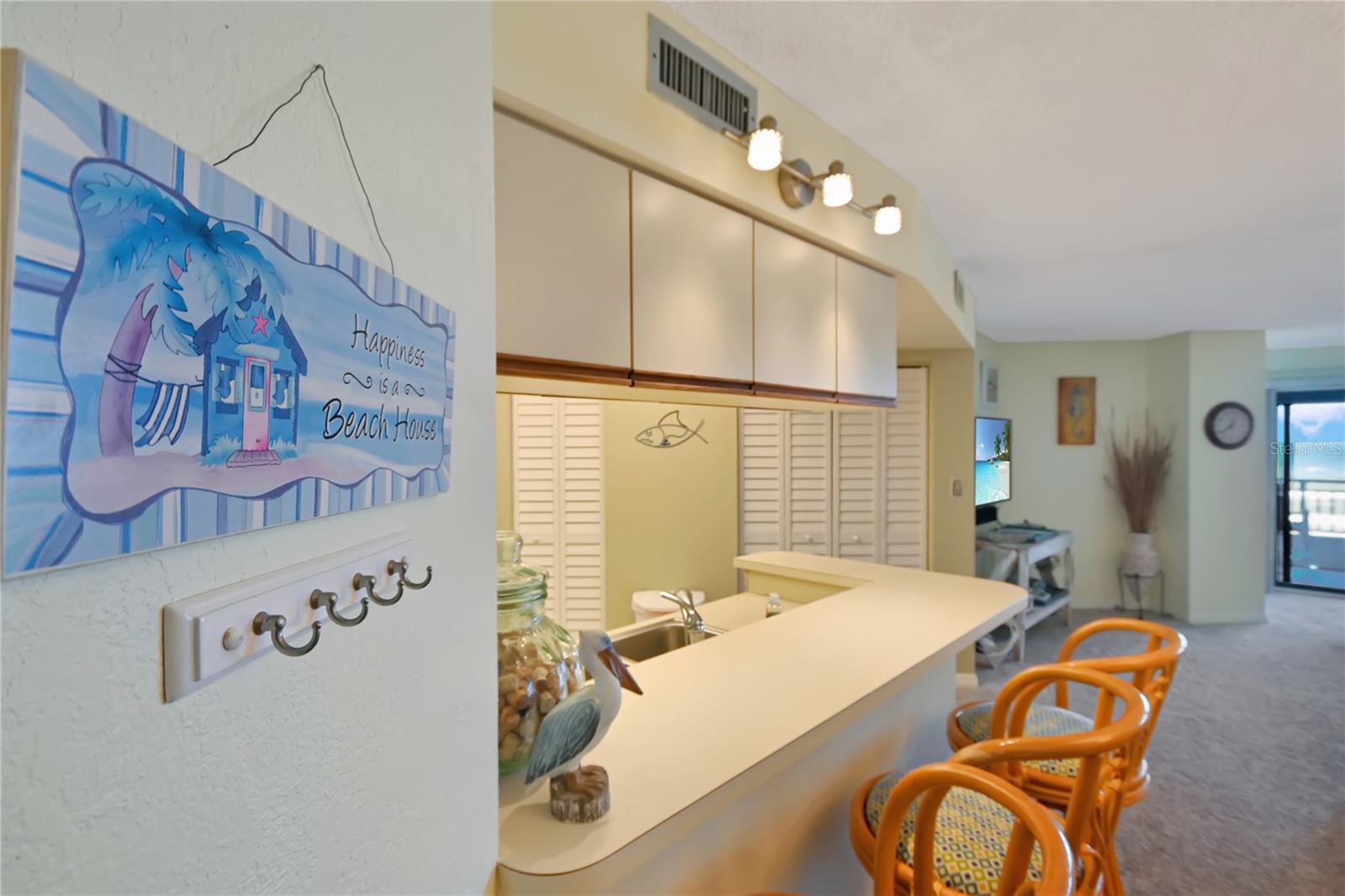 SEASCAPE TOWERS CONDO PH 01 - Residential