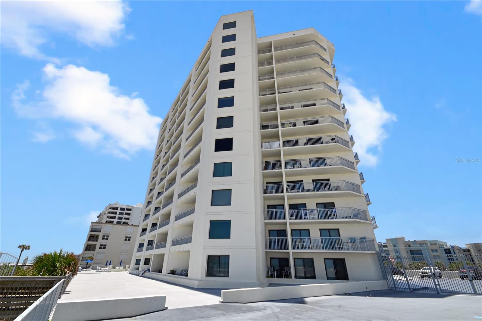 SEASCAPE TOWERS CONDO PH 01 - Residential