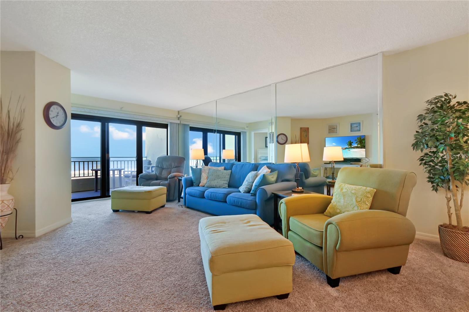 SEASCAPE TOWERS CONDO PH 01 - Residential