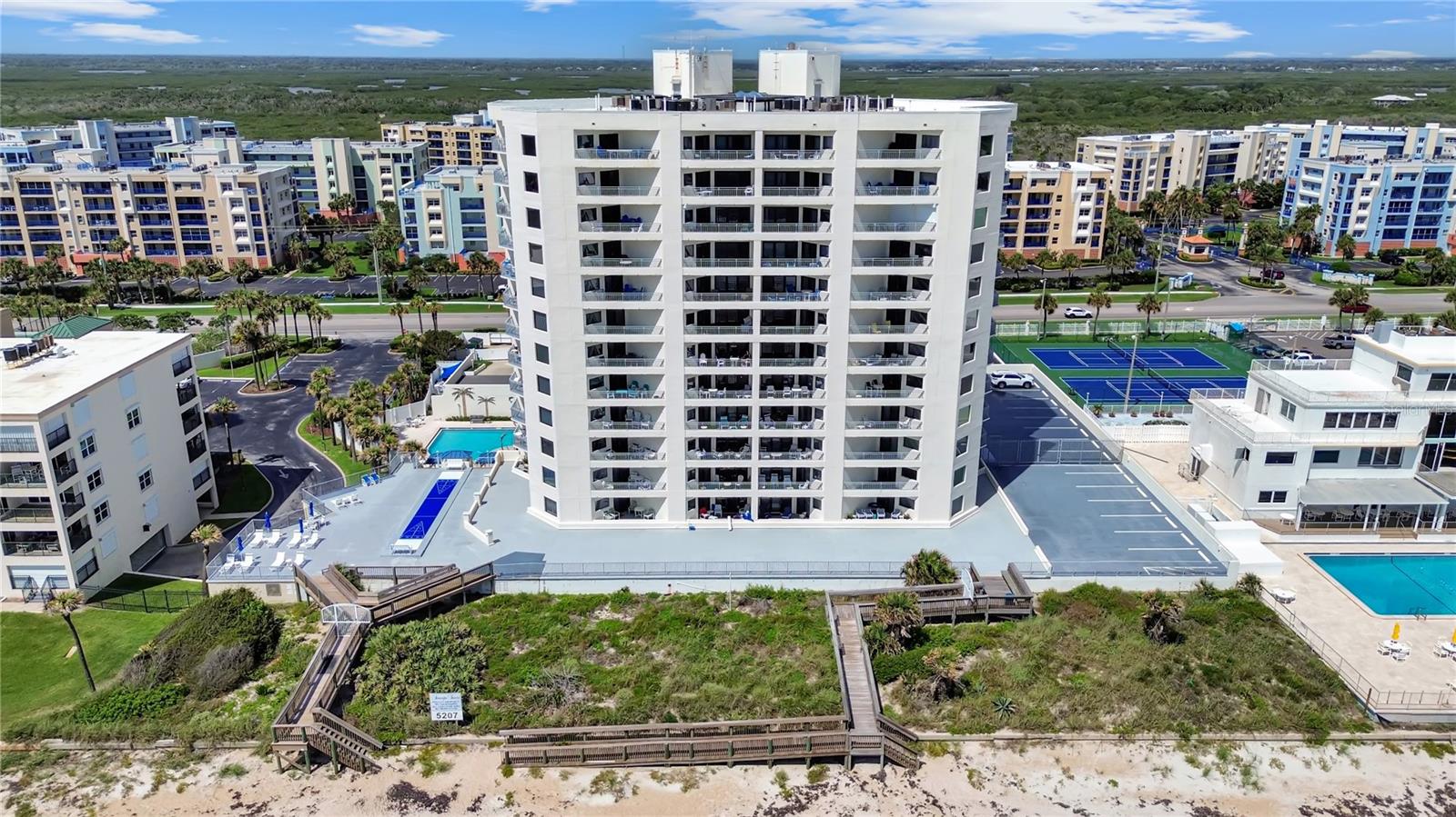 SEASCAPE TOWERS CONDO PH 01 - Residential