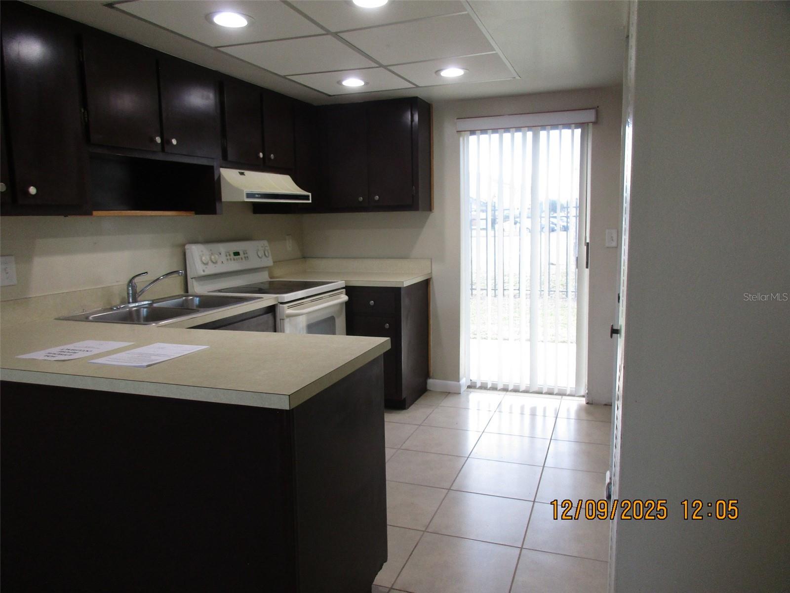 LAS BRISAS VILLAS - Residential Lease