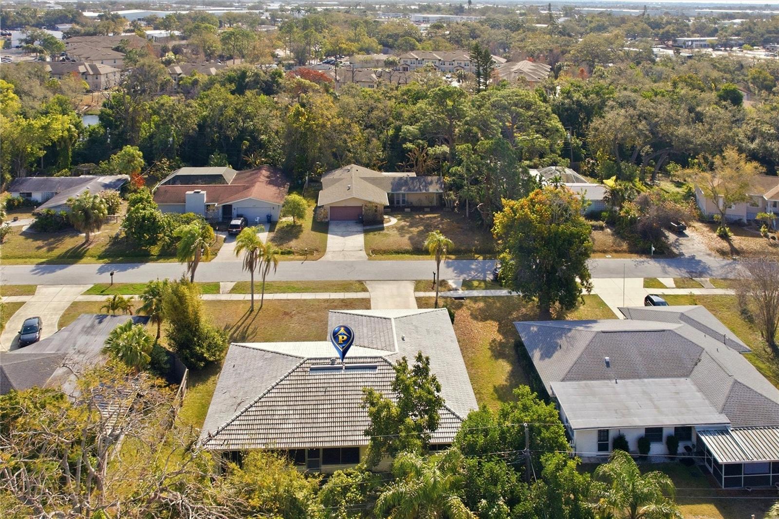 WHITFIELD COUNTRY CLUB HTS 5 - Residential