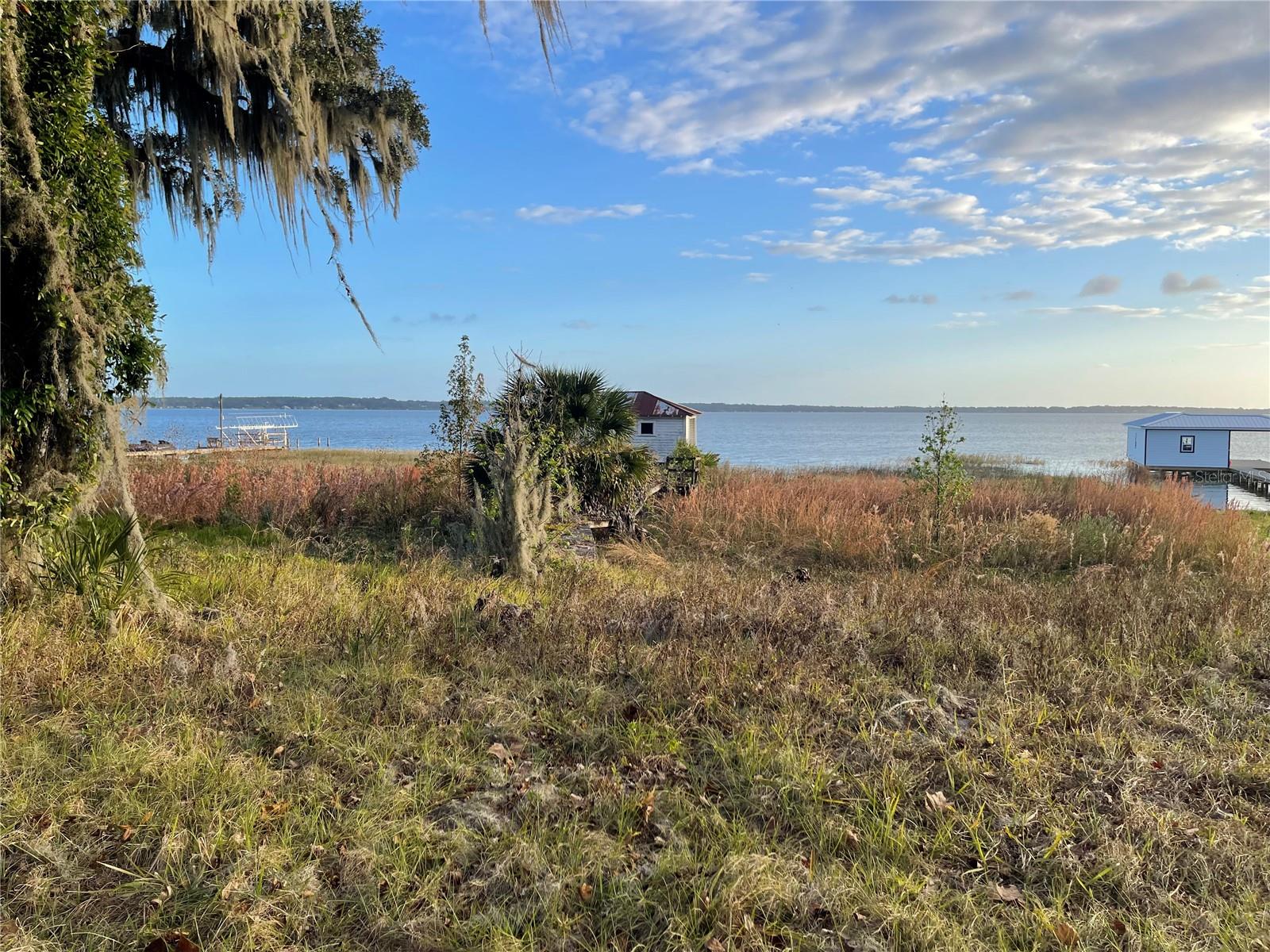 LAKE VIEW - Land