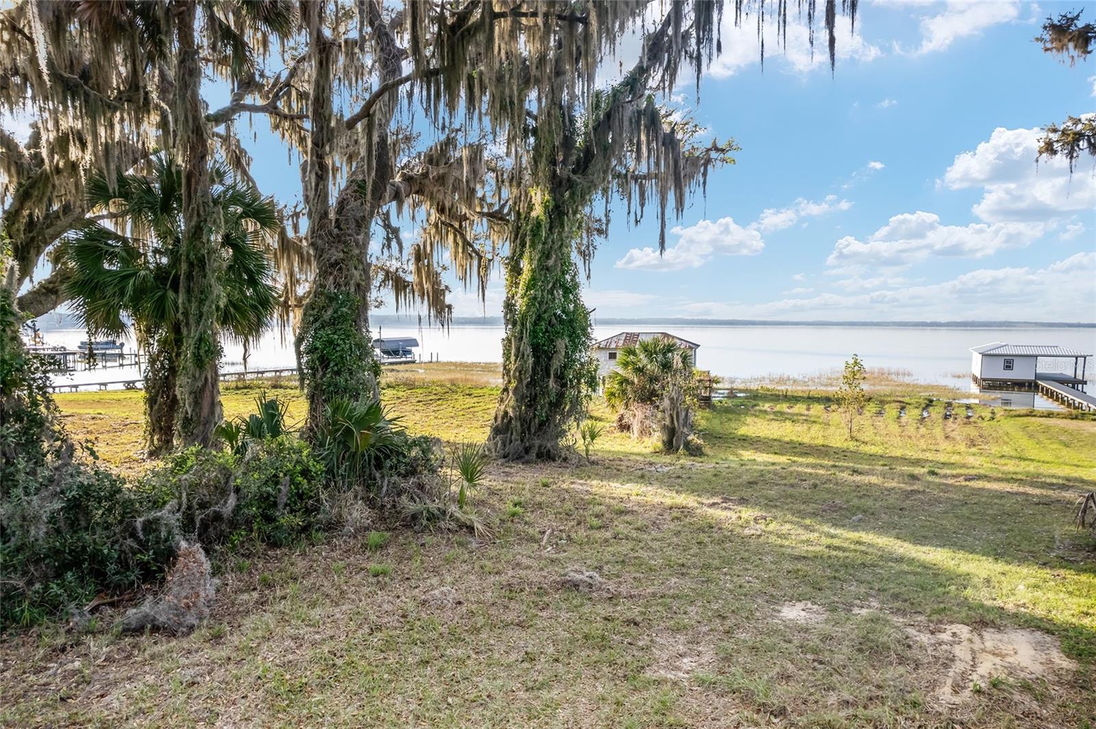 LAKE VIEW - Land