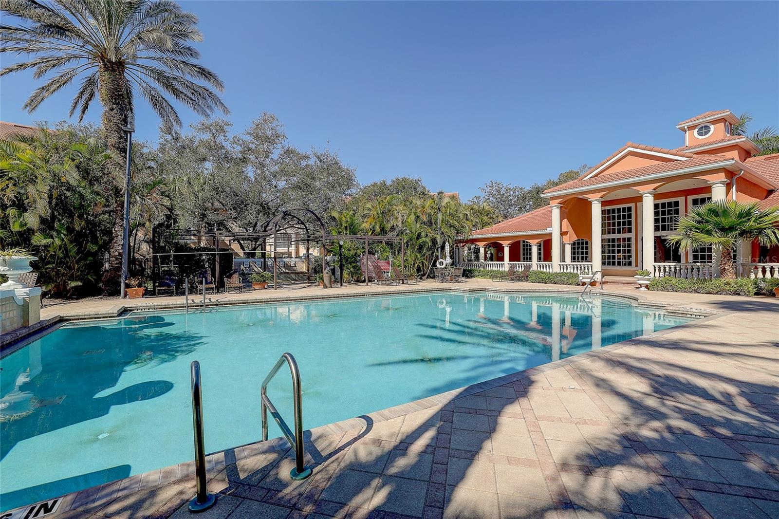 BELLA VILLINO - Residential