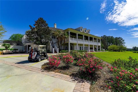 A home in BROOKSVILLE