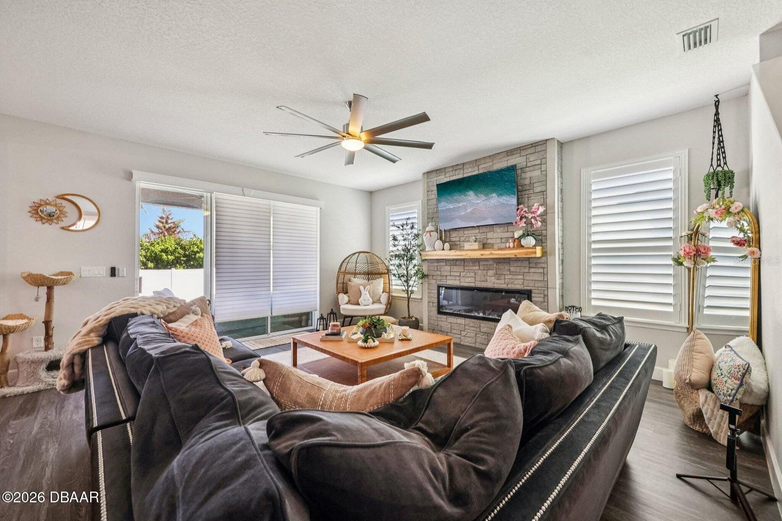 WATERS EDGE PH XII - Residential