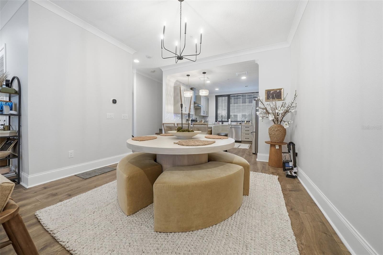 WESTSHORE VILLAGE TWNHMS - Residential