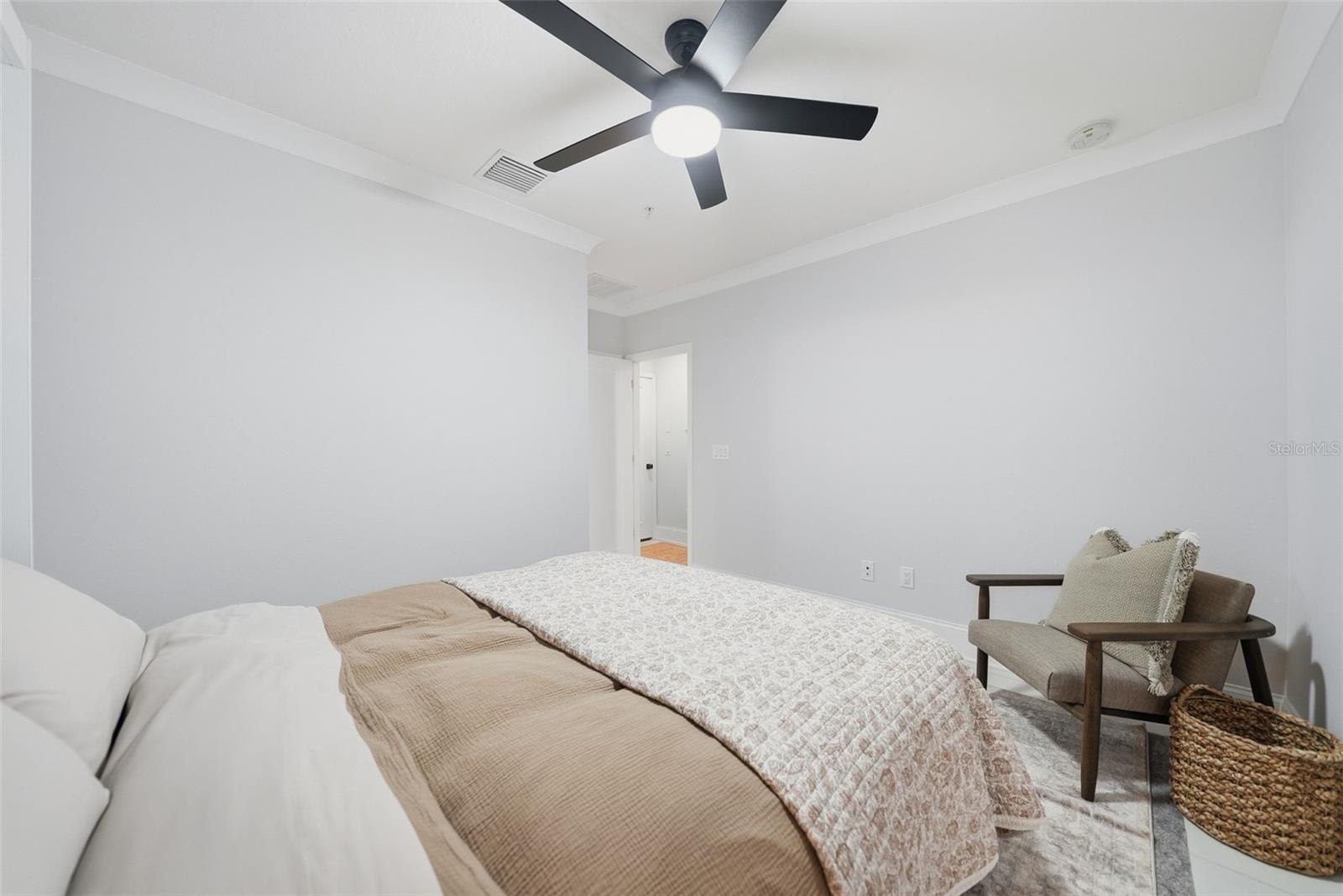 WESTSHORE VILLAGE TWNHMS - Residential