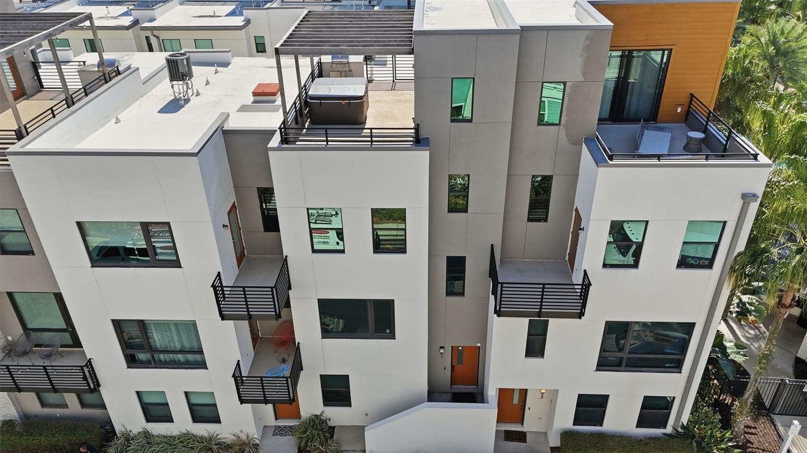 WESTSHORE VILLAGE TWNHMS - Residential