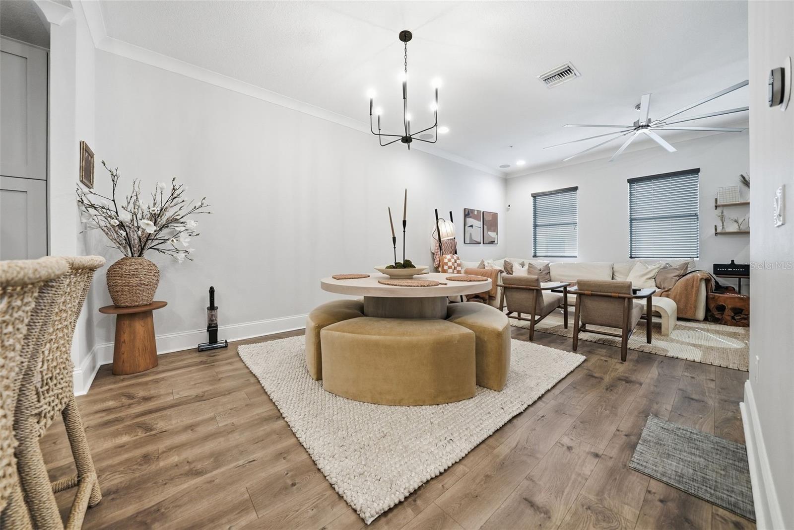 WESTSHORE VILLAGE TWNHMS - Residential