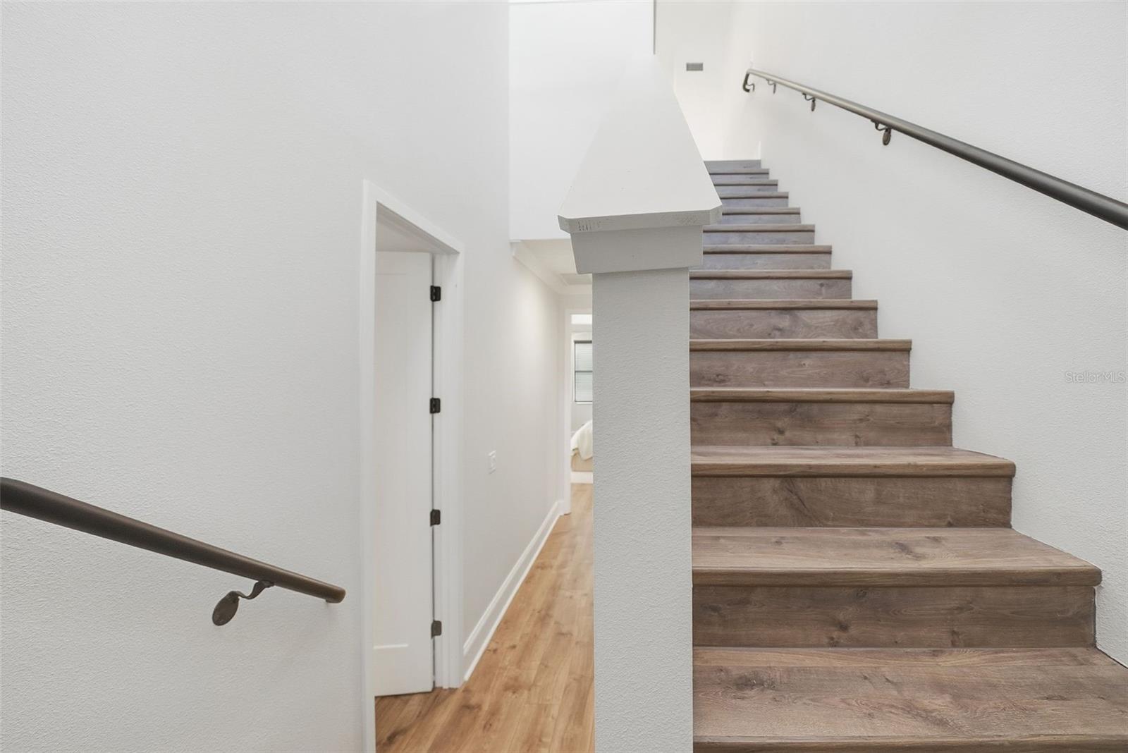 WESTSHORE VILLAGE TWNHMS - Residential