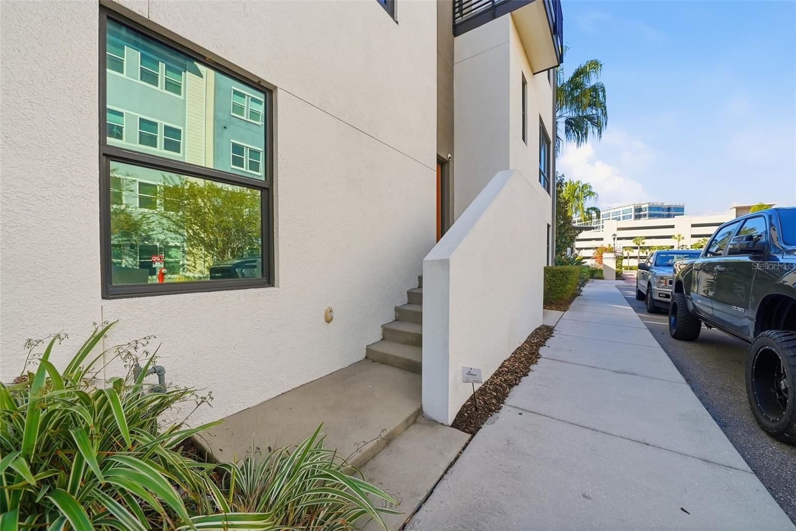 WESTSHORE VILLAGE TWNHMS - Residential