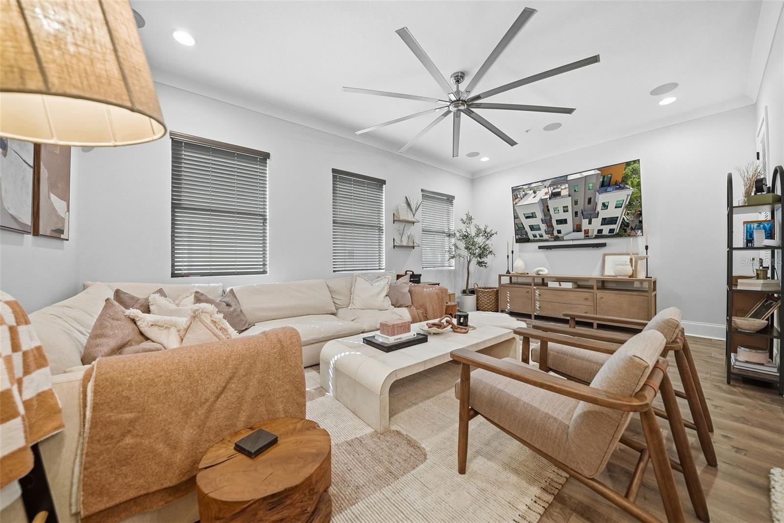 WESTSHORE VILLAGE TWNHMS - Residential