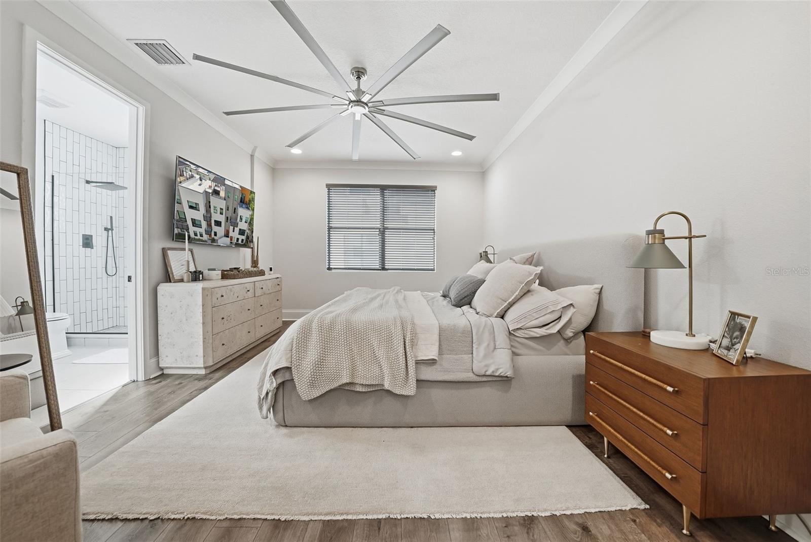 WESTSHORE VILLAGE TWNHMS - Residential