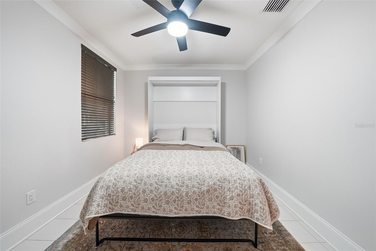 WESTSHORE VILLAGE TWNHMS - Residential