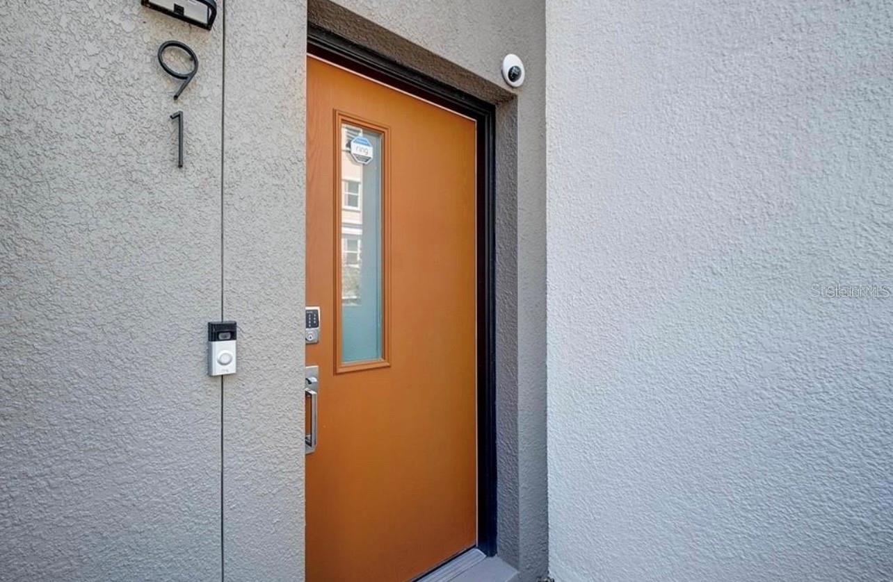 WESTSHORE VILLAGE TWNHMS - Residential