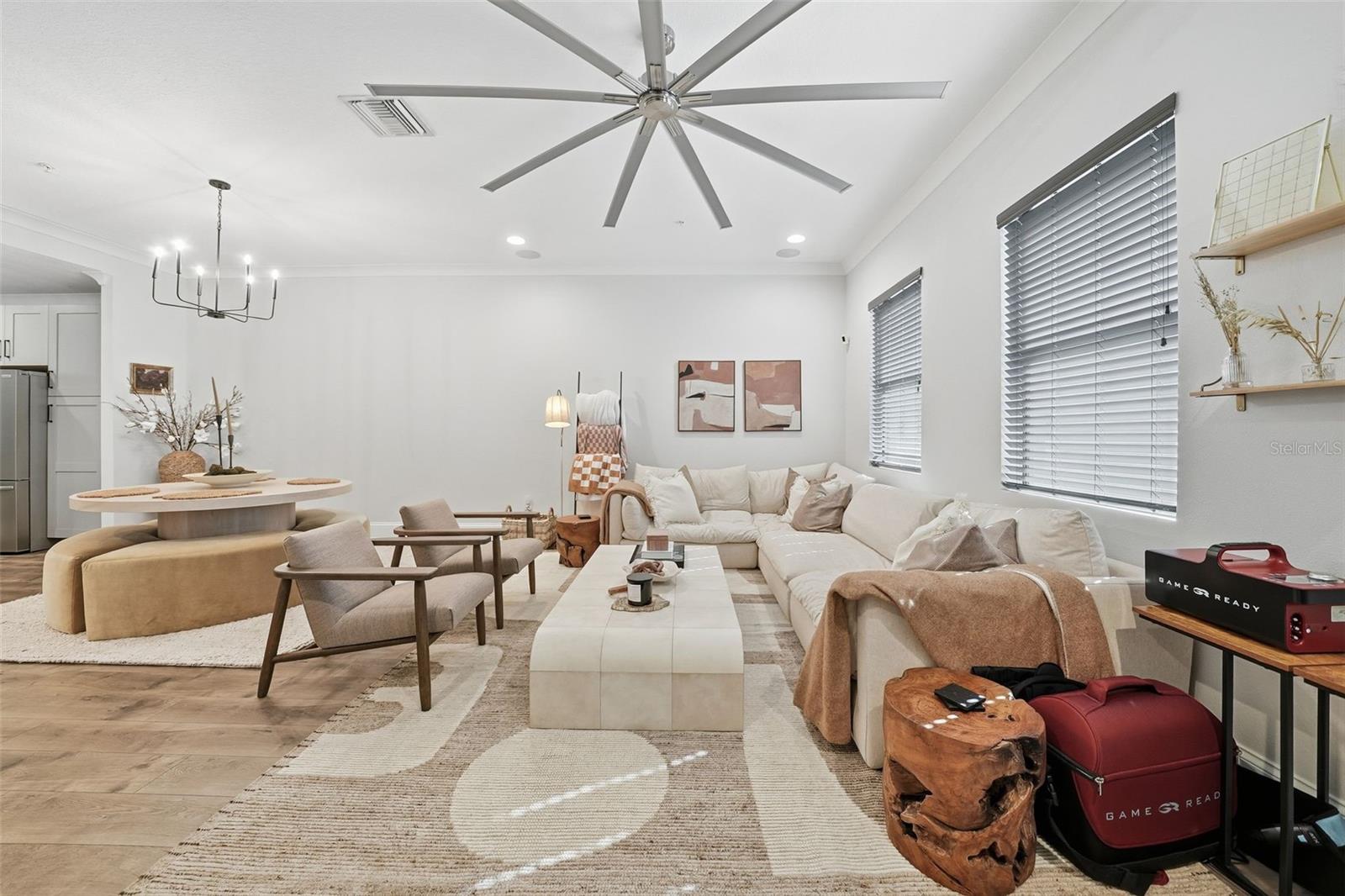 WESTSHORE VILLAGE TWNHMS - Residential