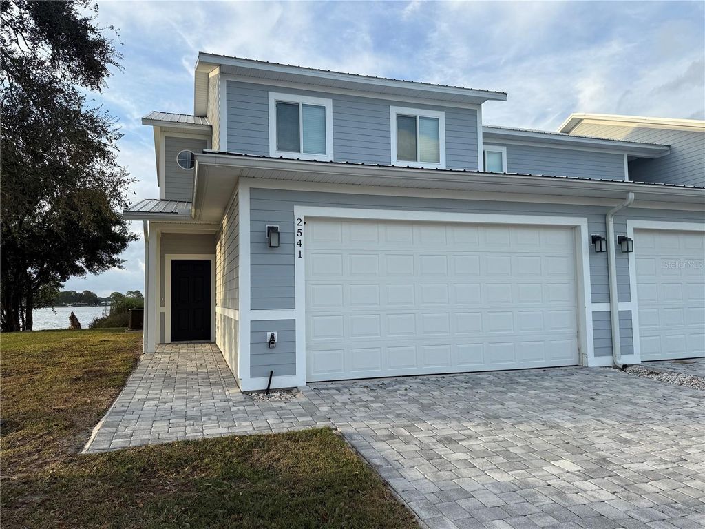 Photo of 2541 Pine Place, Winter Haven, FL 33881 (MLS # S5139548)