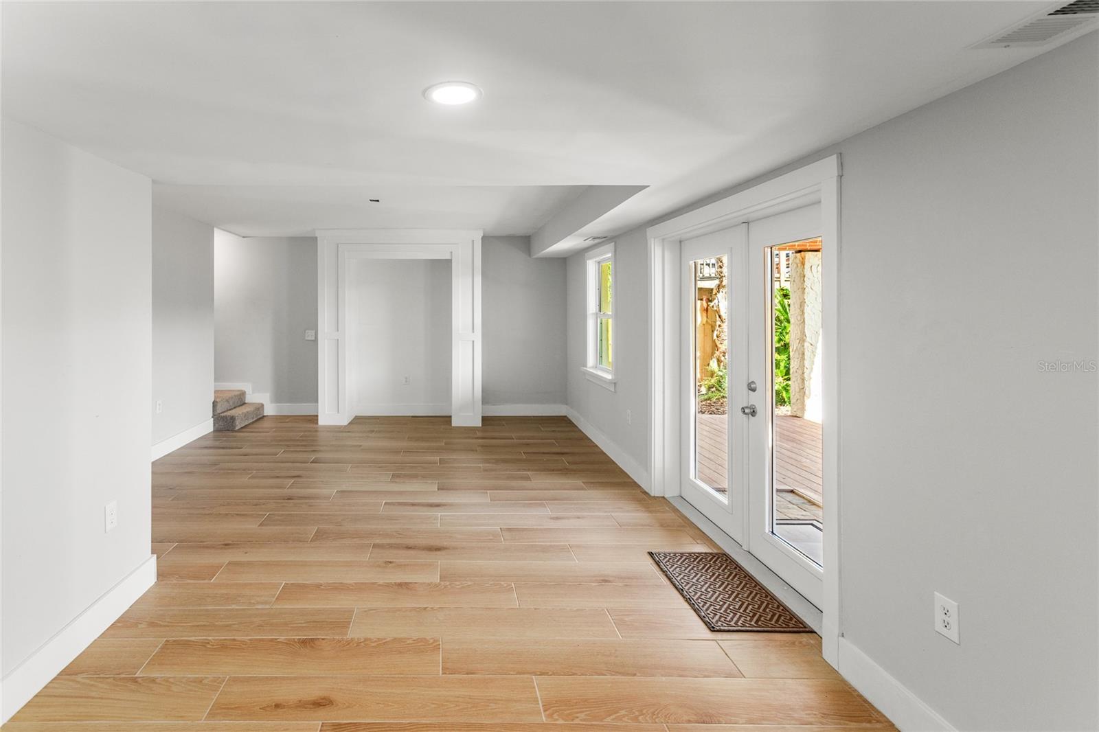 ANASTASIA HILLS - Residential