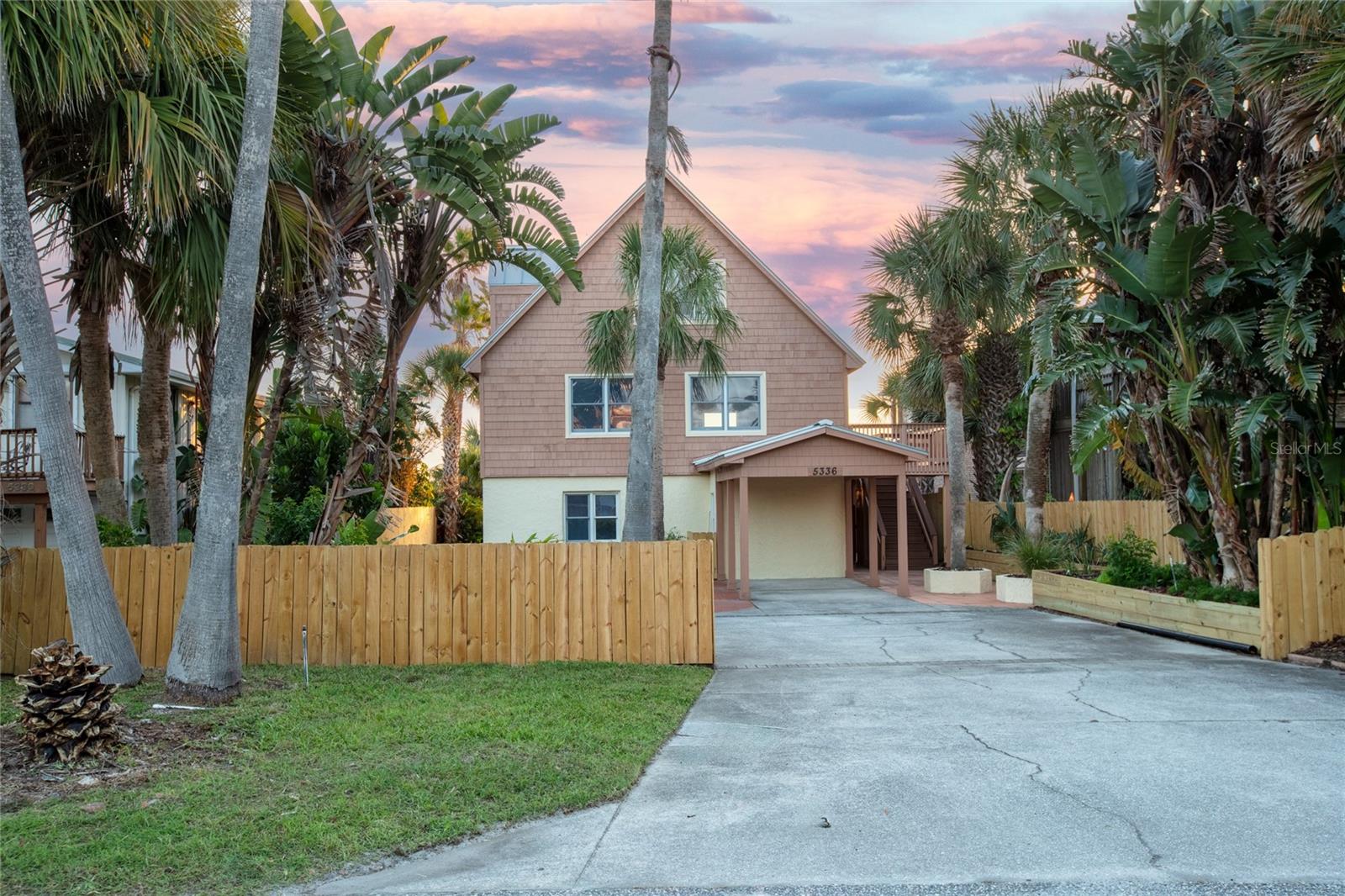 ANASTASIA HILLS - Residential