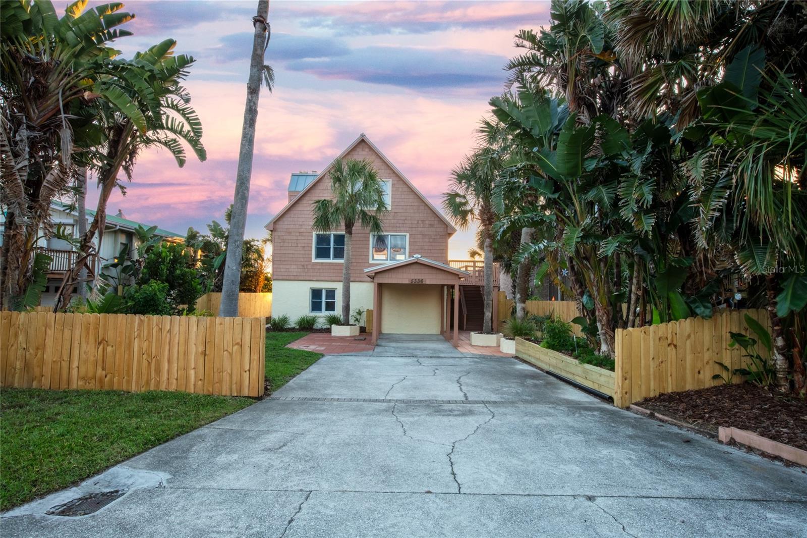 ANASTASIA HILLS - Residential