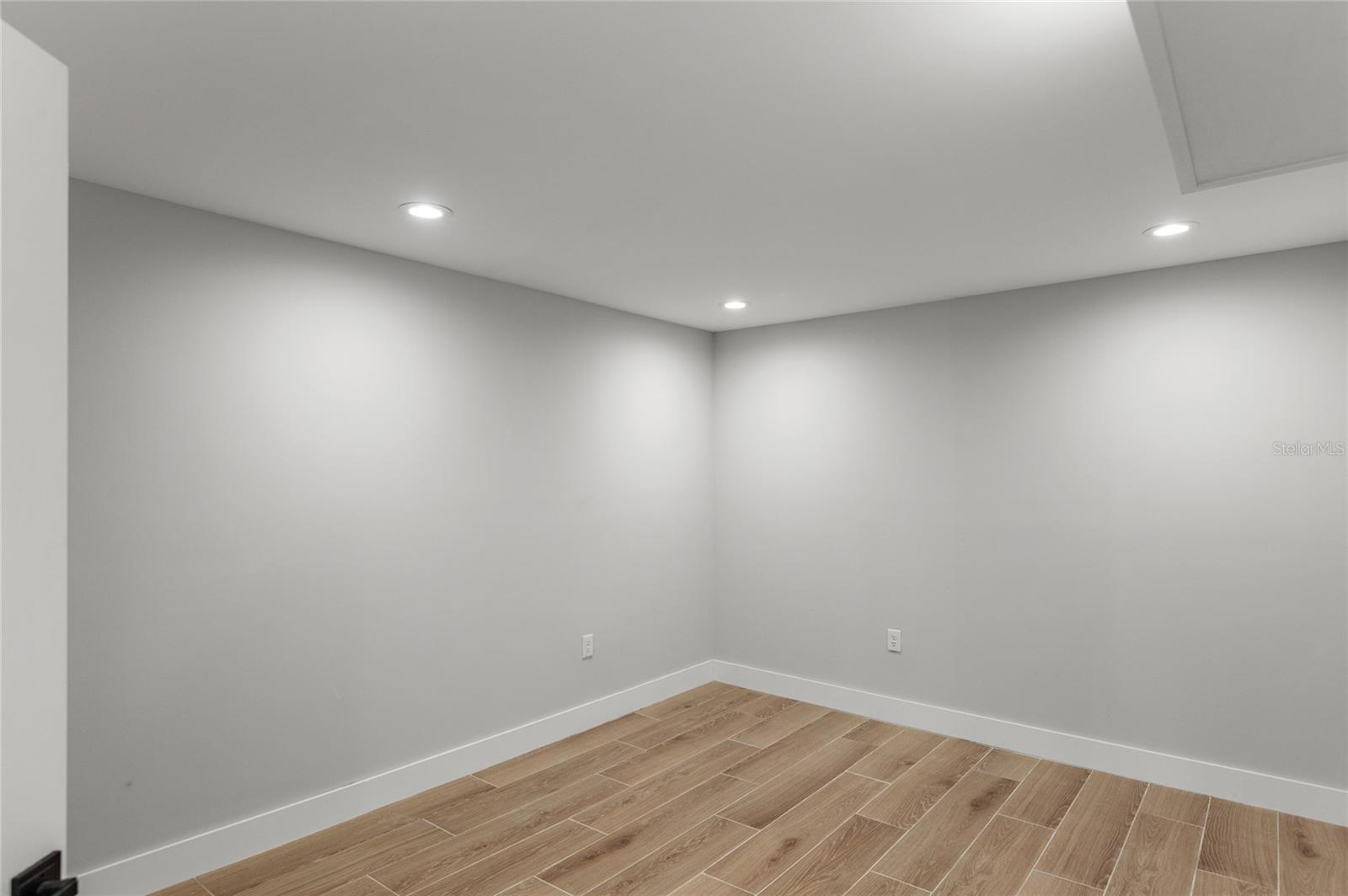 ANASTASIA HILLS - Residential